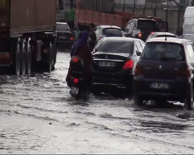 Üsküdar Sahilyolu Göle Döndü