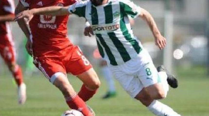 Orhangazispor Iki Futbolcuyu Renklerine Kattı