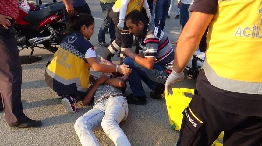 Bilecik&rsquo;te Motosikletler &Ccedil;arpıştı: 2 Yaralı