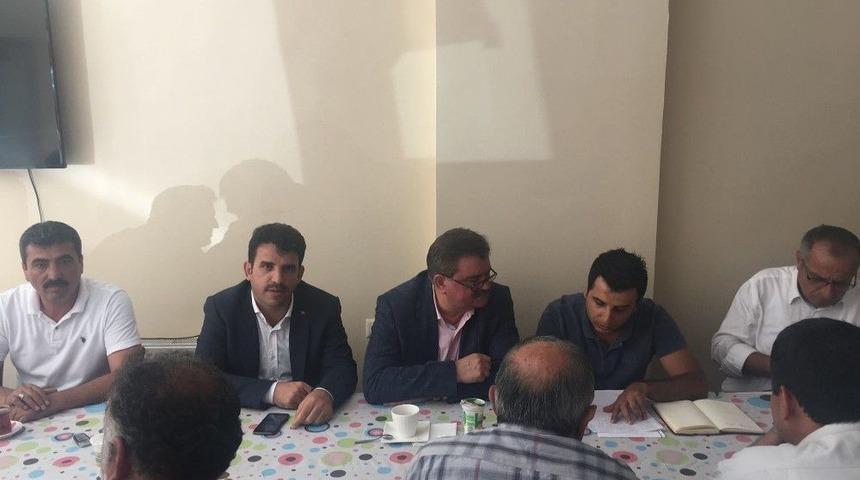 &Ccedil;aturoğlu, &Ccedil;ayırlı B&ouml;lgesi Muhtarlarıyla Bir Araya Geldi