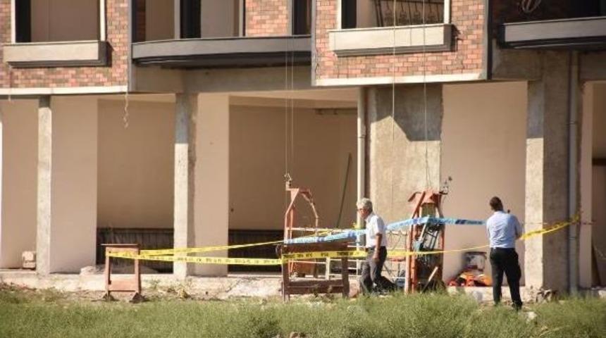 5'inci Kattan D&uuml;şen Inşaat Iş&ccedil;isi &Ouml;ld&uuml;