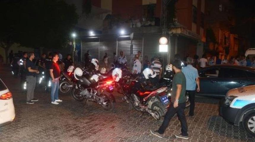 Adana'da Suriyeli Aile Ile Mahalleli Kavga Etti: 2 Yaralı