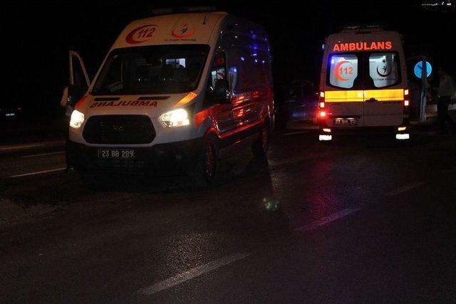 Düğün Dönüşü Trafik Kazası: 4 Yaralı