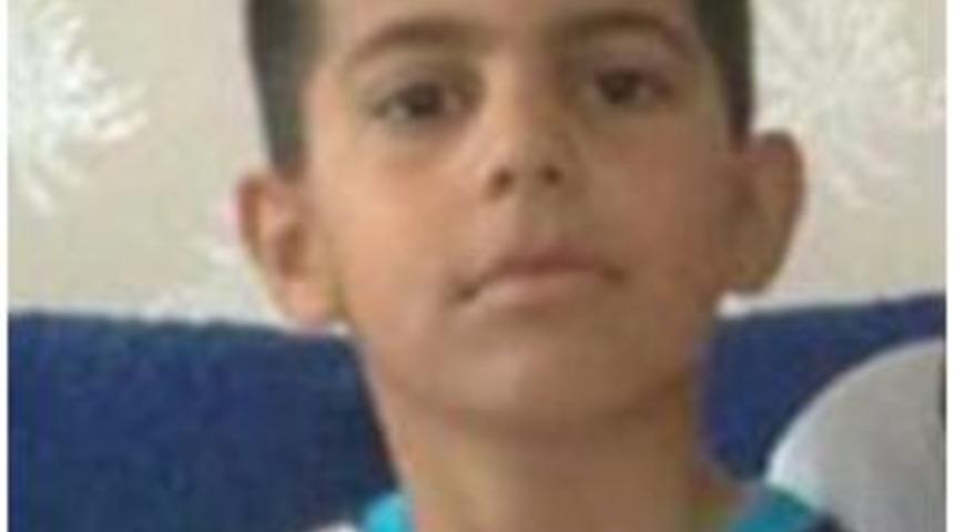 10 Yaşındaki &Ccedil;ocuk Top Oynadığı Sırada Kazaya Kurban Gitti