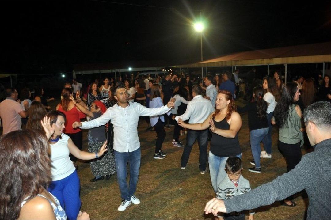 Gurbet&ccedil;i Sarıcaovalılardan &Ouml;rnek Dayanışma