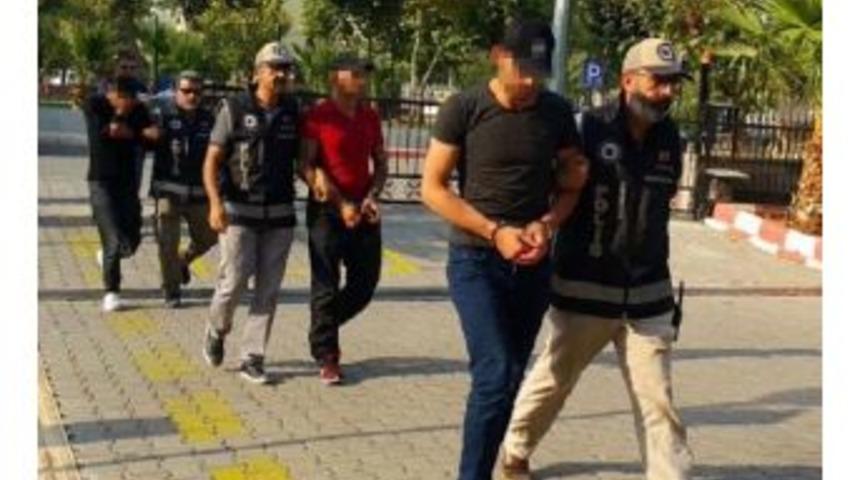 Marketten Maskeli Gaspa 3 Tutuklama