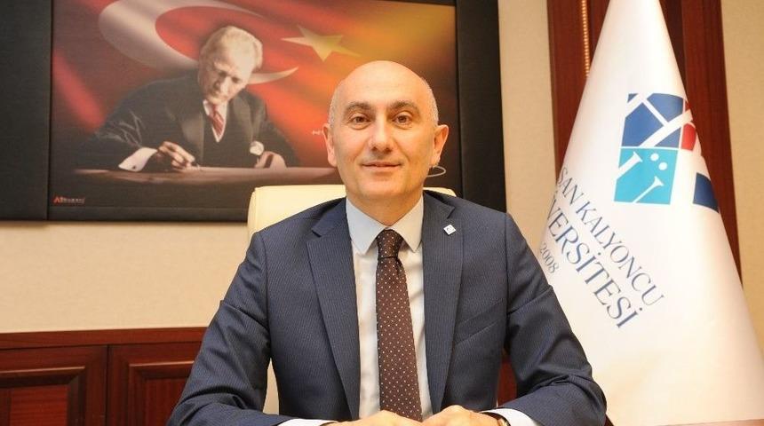 Rektör Yılmaz’dan Zafer Bayramı Kutlaması