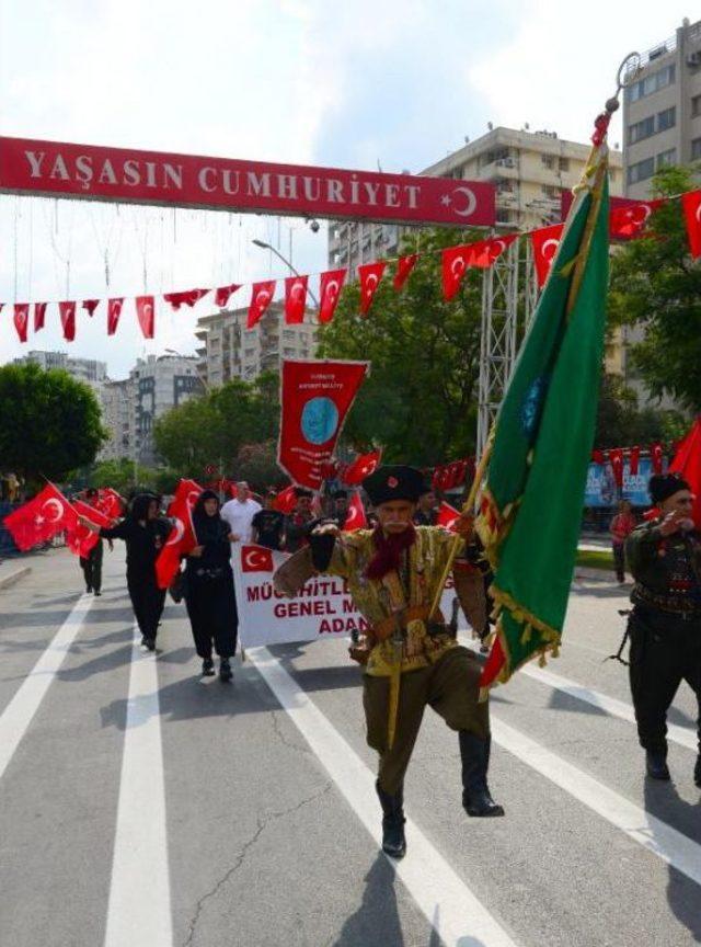 Adana'da Zafer Bayramı Kutlandı