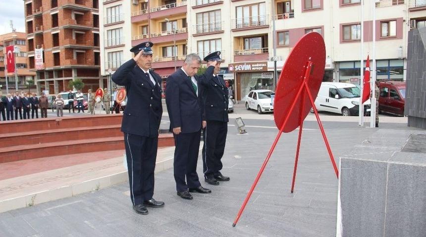 Zafer Bayramı &Ccedil;an&acute;da T&ouml;renle Kutlandı