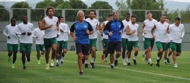 Bursaspor, Akhisar Belediyespor Ile Oynayacağı Maçın Hazırlıklarına Başladı