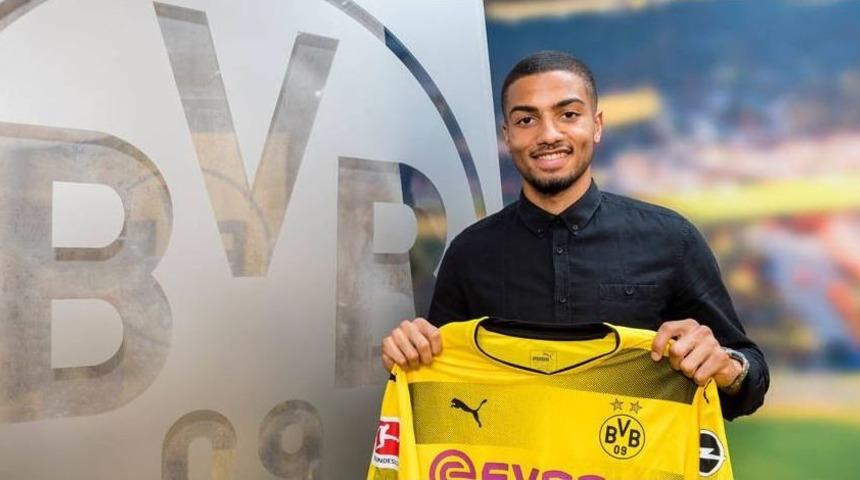 Dortmund, Jeremy Toljan İle S&ouml;zleşme İmzaladı
