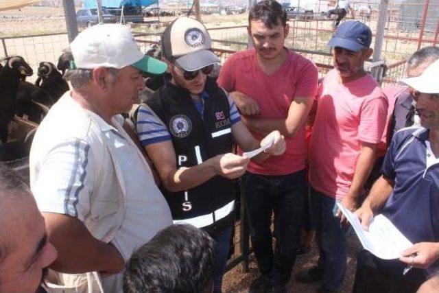 Karaman'da Polisten Kurbanlık Satıcılarına Sahte Para Uyarısı