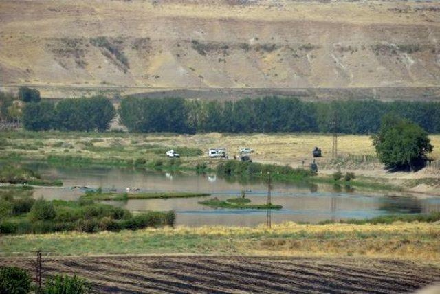 Diyarbakır'da Pkk'nın Patlayıcı Deposu Bulundu