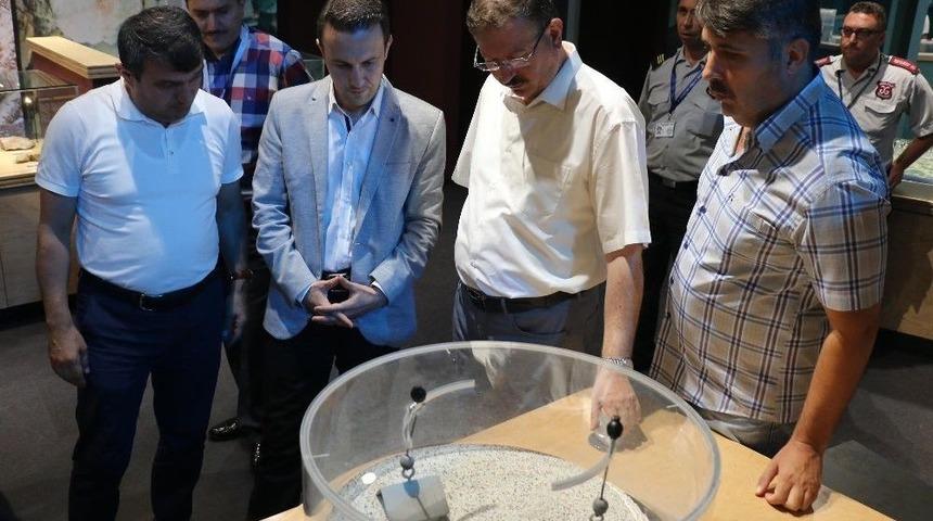 T&uuml;bitak Başkan Yardımcısı Ar, Bilim Merkezi&rsquo;ne Konuk Oldu