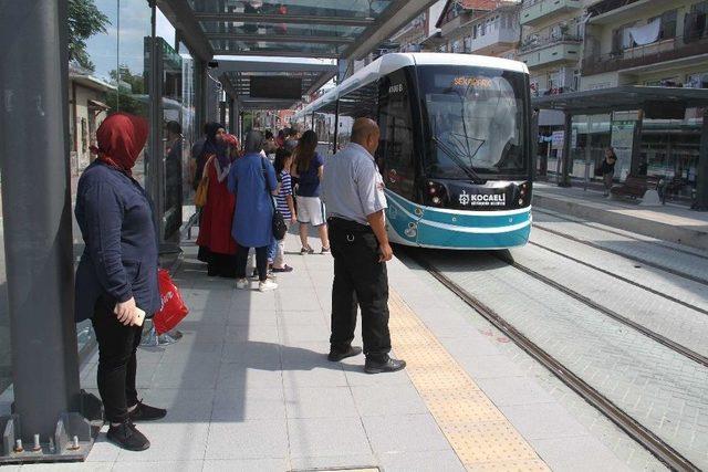 Akçaray’da Yolcu Taşıma Ortalamanın Üzerine Çıktı