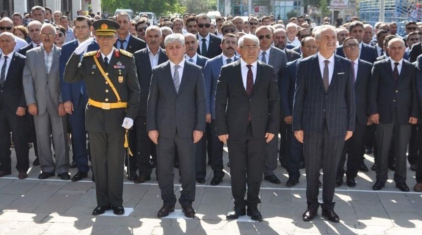 30 Ağustos Zafer Bayramı Kars&rsquo;ta T&ouml;renlerle Kutlandı