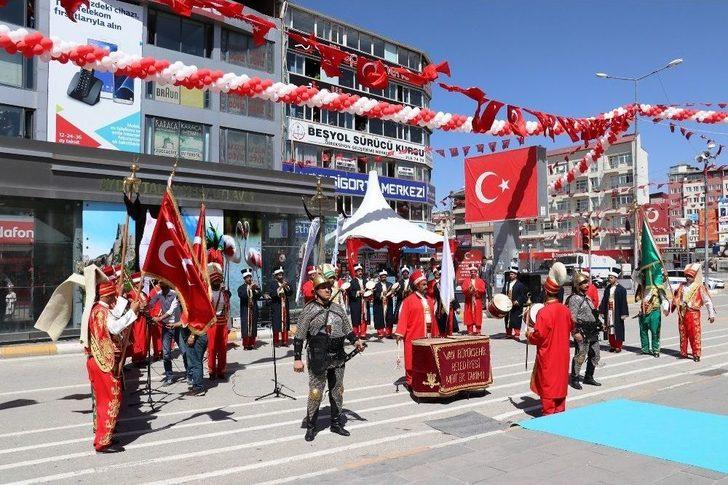 Van Ve İlçelerinde 30 Ağustos Zafer Bayramı Kutlamaları G5