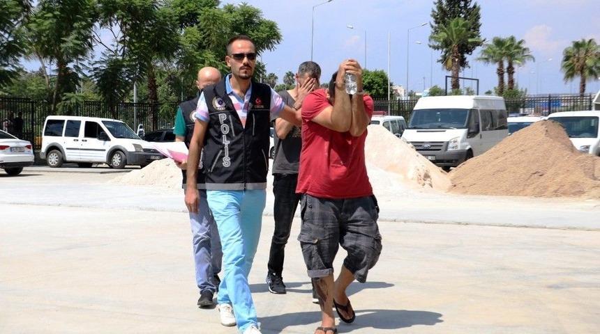 Antalya&rsquo;da Uyuşturucu Operasyonu: 2 G&ouml;zaltı