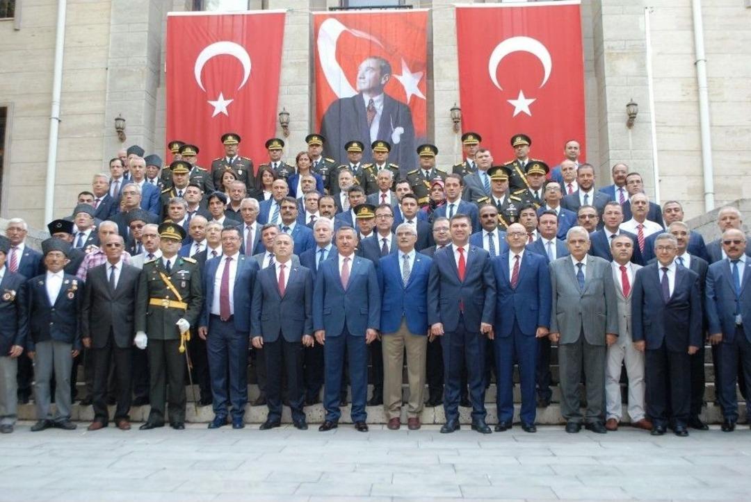 Burdur&rsquo;da Zafer Bayramı Coşkusu