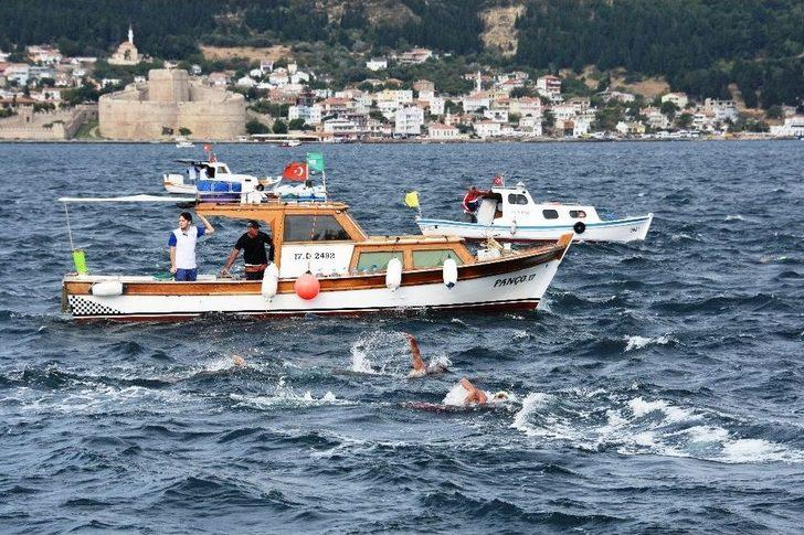 Yüzerek Çanakkale Boğazı’nı Geçtiler G1