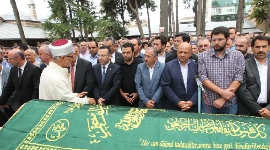 Kalp Krizi Sonucu &Ouml;len Il&ccedil;e Başkan Yardımcısı Toprağa Verildi