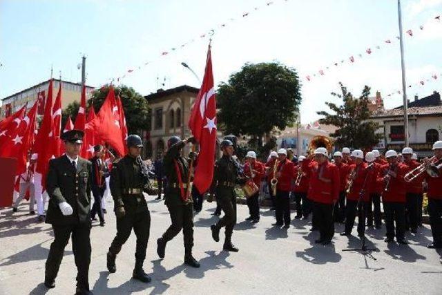 Çorum'da Zafer Bayramı Kutlandı