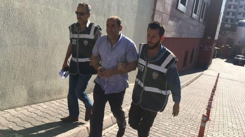 3 Ayrı Su&ccedil;tan Aranan Şahıs Polisten Ka&ccedil;amadı