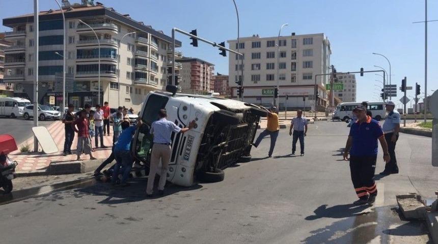Batman&rsquo;da Trafik Kazası: 5 Yaralı