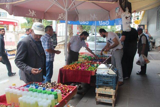 Bayram Tatili Şeker Tezgahlarına Da Vurdu