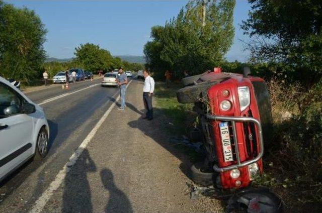 Yol Kenarında Elma Satın Almak Isterken Kazada Öldü