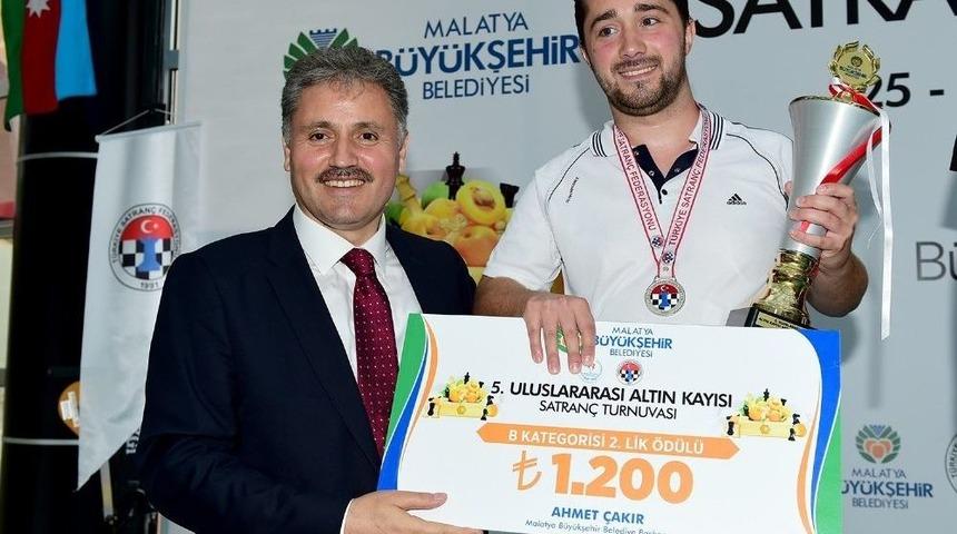 Altın Kayısı Satran&ccedil; Turnuvası Sona Erdi