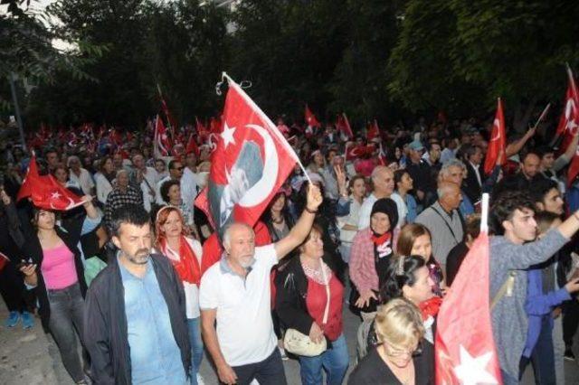 Eskişehir'de, 'zafer Alayı' Yürüyüşüne 3 Bin Kişi Katıldı