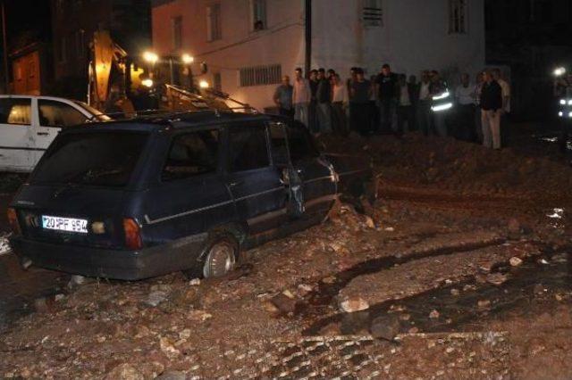 Serinhisar'da Şiddetli Yağmur, Sel Ve Heyelana Neden Oldu