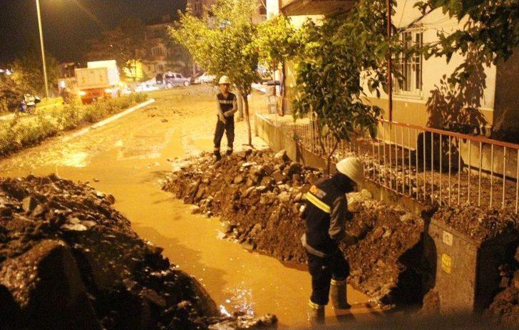 Serinhisar’da Sel Ve Heyelan G4