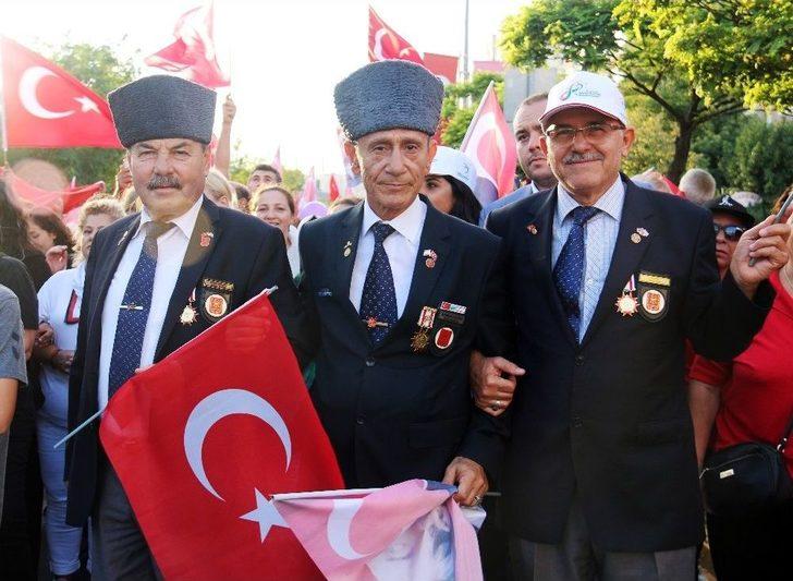 Şebnem Ferah Sahnede İzleyenlerini Şaşırttı G2