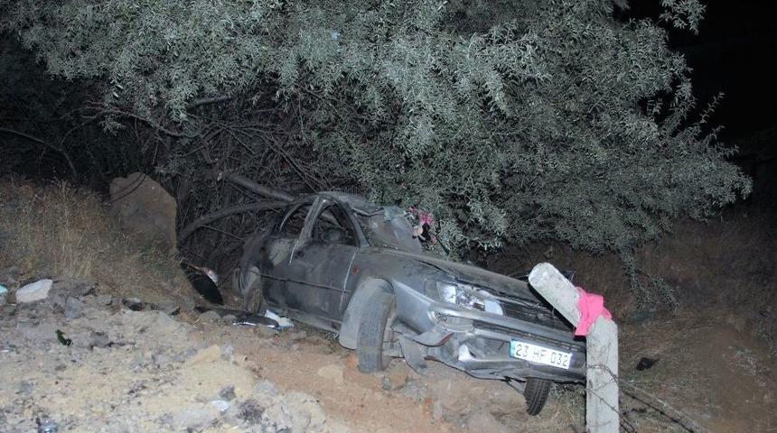 Elazığ&rsquo;da Feci Kaza, Baba İle 1 Yaşındaki Oğlu &Ouml;ld&uuml;