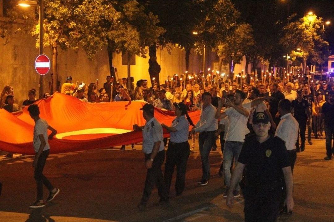 30 Ağustos Zafer Bayramı&rsquo;nda Fener Alayı D&uuml;zenlendi