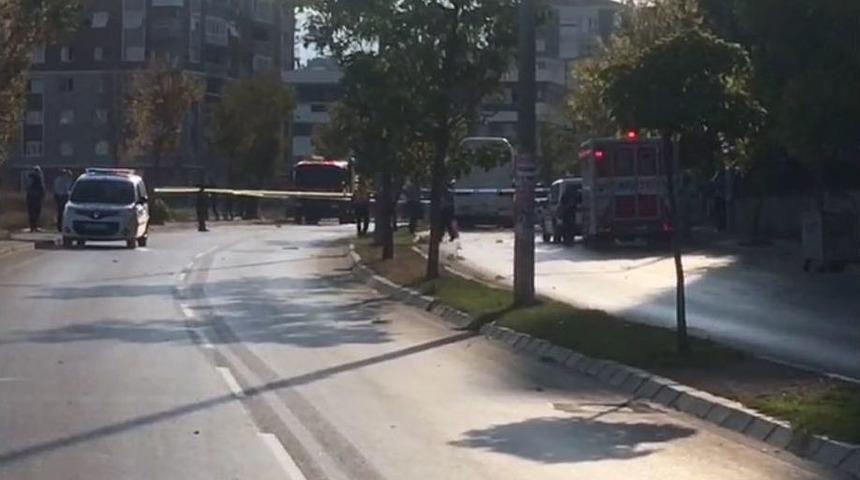 İzmir&rsquo;de Patlama: 4 Yaralı