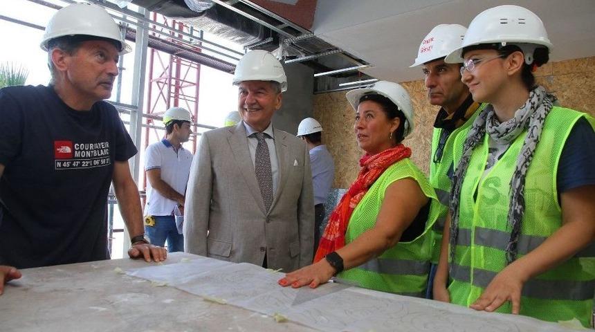 Ege’nin Kültürel Zenginliği Duvarlara Aktarılıyor