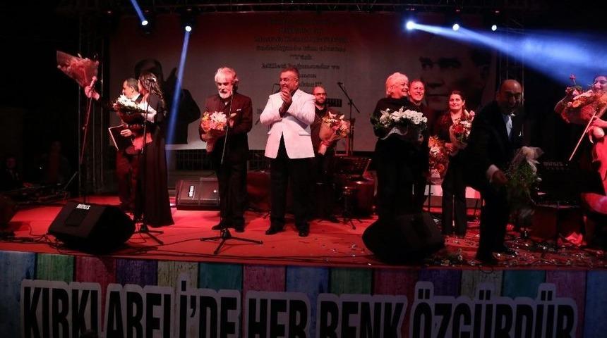 Kırklareli’nde Zafer Bayramı Coşkusu Gece De Devam Etti