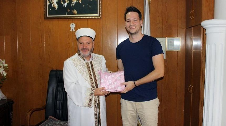 Hırvat Gen&ccedil; M&uuml;sl&uuml;man Oldu