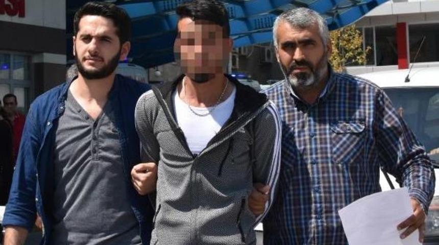 Zihinsel Engelli Iki Kızkardeşle Zorla Ilişki Iddiasına G&ouml;zaltı