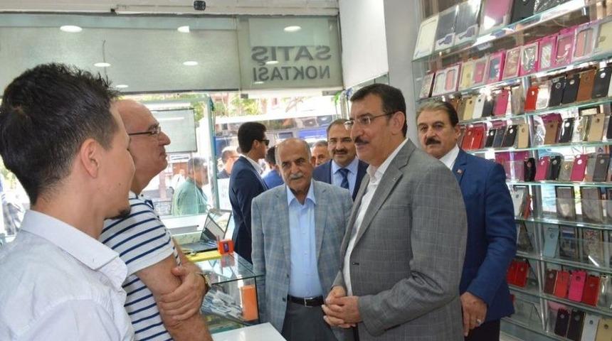 Bakan Tüfenkci, Malatya Esnafını Gezdi