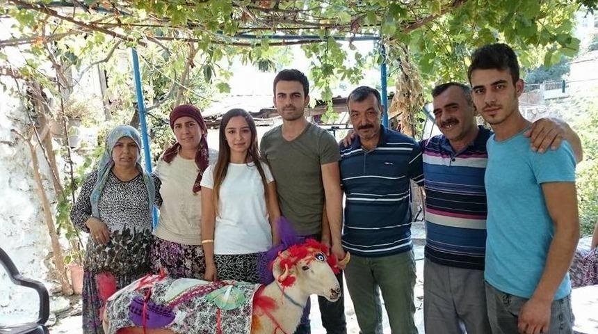 Aydın&rsquo;da Ko&ccedil; S&uuml;sleyiciler Erken Bayram Yaptı