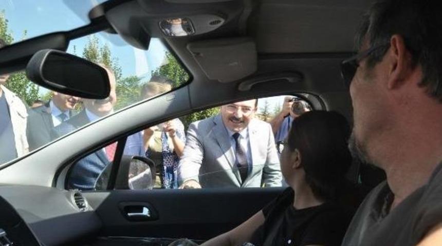 Emniyet Genel M&uuml;d&uuml;r&uuml; Altınok, Eskişehir'de S&uuml;r&uuml;c&uuml;leri Uyardı