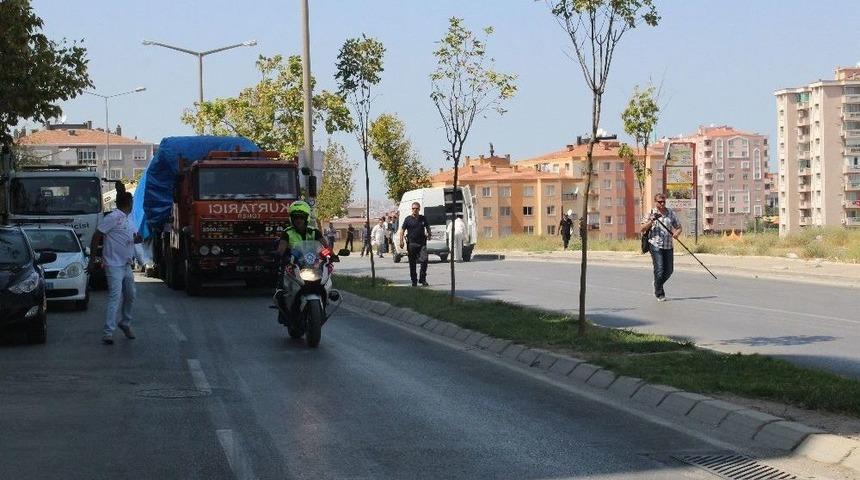 İzmir&rsquo;deki Patlamanın Hedefi Olan Otob&uuml;s Kaldırıldı