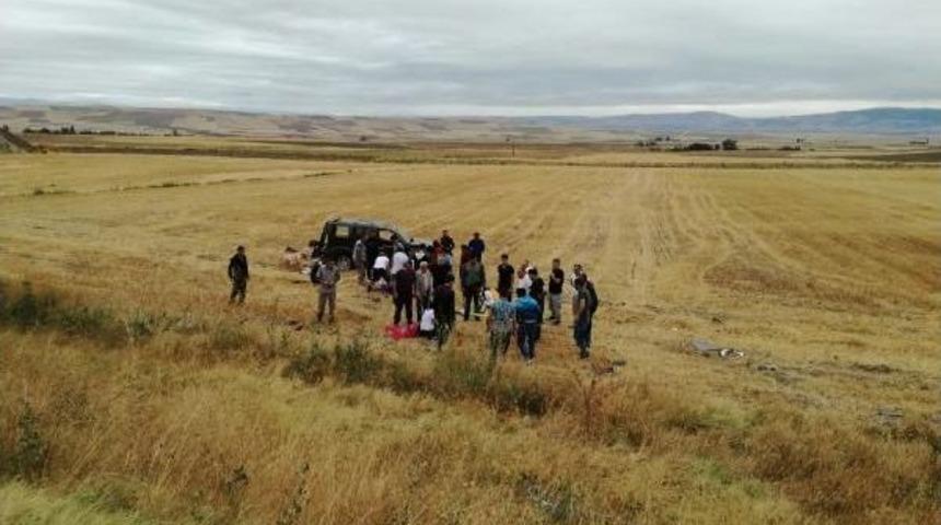 Tatil Yolunda Kaza: 1 &Ouml;l&uuml;, 3 Yaralı