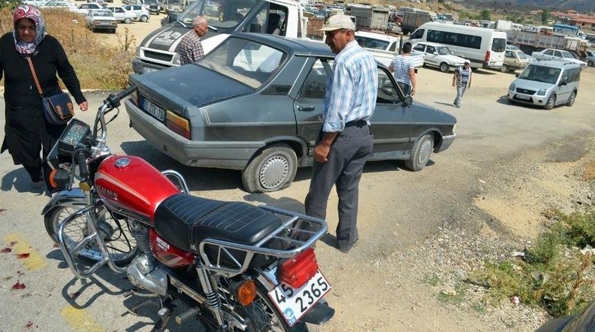 Otomobil İle Motosiklet &Ccedil;arpıştı: 1 Yaralı