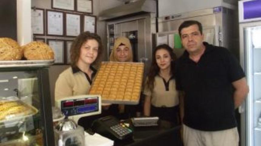 Bayram Tatlı Satışlarını Arttırdı