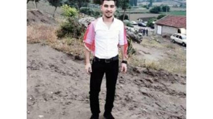 İzne Gelen Asker Kazada &Ouml;ld&uuml;